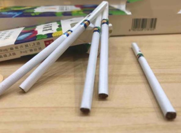 为什么女人都爱抽爆珠烟？很多人都抽错了，其实真正用法是这样！