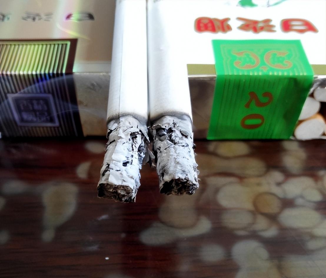 抽爆珠有烟瘾吗_长期抽爆珠有什么危害_一直抽爆珠的烟回有事嘛