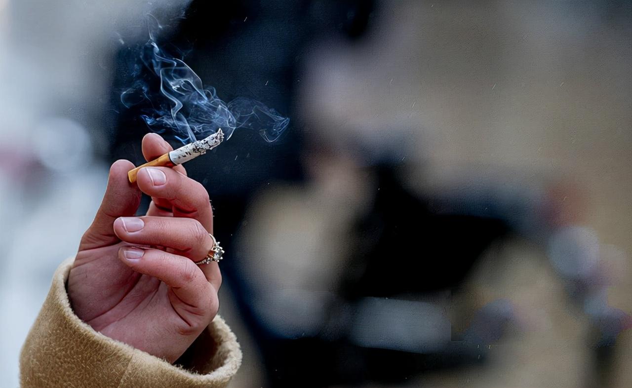 香烟带爆珠的_香烟里面带爆珠有多少种_带爆珠的香烟有哪些