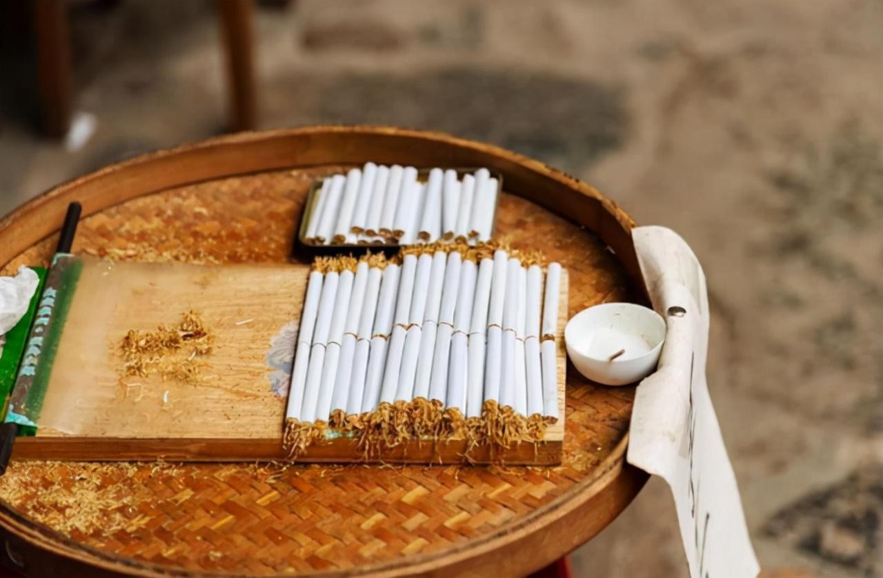 带爆珠的香烟有哪些_香烟里面带爆珠有多少种_香烟带爆珠的