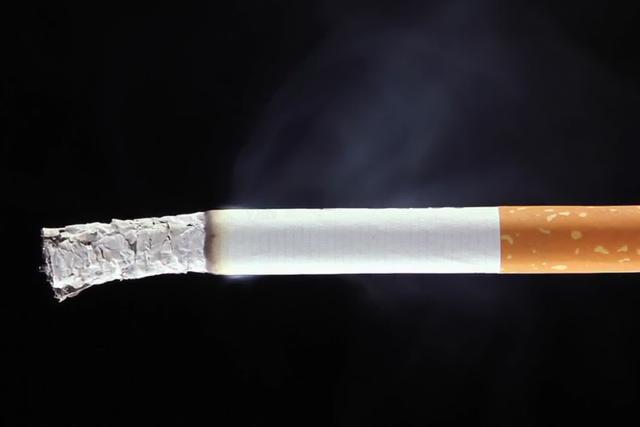 带爆珠的香烟有哪些_香烟带有爆珠有伤害么_香烟里有爆珠是什么意思