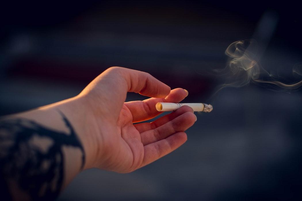 带爆珠的香烟有哪些_香烟里有爆珠是什么意思_香烟带有爆珠有伤害么