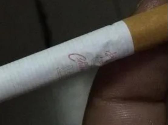 香烟的爆珠能吃吗_爆珠香烟和普通香烟哪个危害大_爆珠和普通烟哪个毒性大