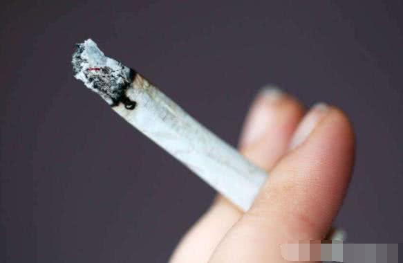 爆珠烟怎么捏碎爆珠_爆珠烟捏碎了第二天再抽_爆珠烟捏碎还是咬碎