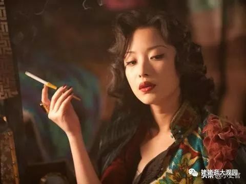 烟里面爆珠有害吗_烟里面爆珠是干什么的_烟里面的爆珠怎么用