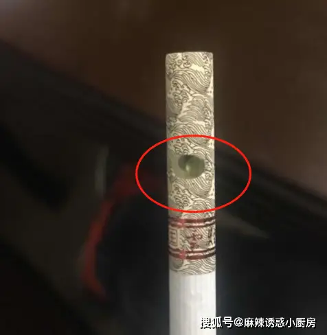 烟里面爆珠是干什么的_烟里面用爆珠会怎么样_烟里面的爆珠怎么用