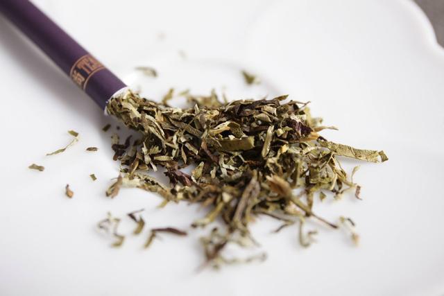 爆珠烟和普通烟哪个危害大_爆珠和普通烟哪个毒性大_爆珠比普通烟伤害更大吗