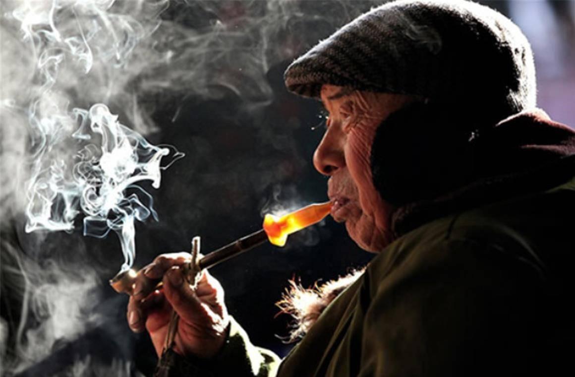 爆珠烟和普通烟哪个危害大_香烟爆珠危害_爆珠烟危害与普通烟