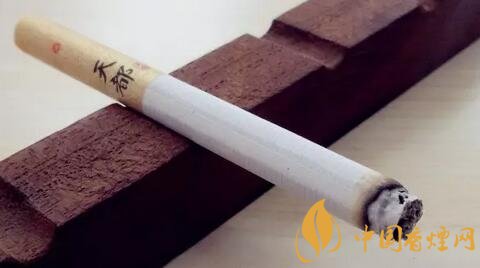 抽烟爆珠有危害吗_抽烟爆珠什么时候捏_爆珠的烟怎么抽