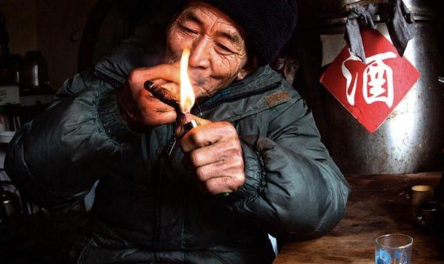 抽有爆珠的烟会不会杀精_爆珠烟伤身体_烟用爆珠对身体有害